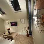 Apartmán Stylish Mezzanine In