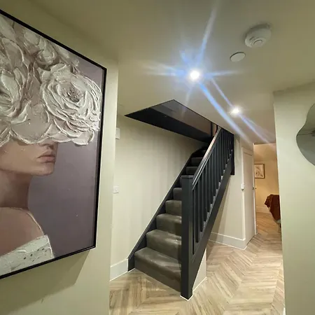 Stylish Mezzanine In Appartement